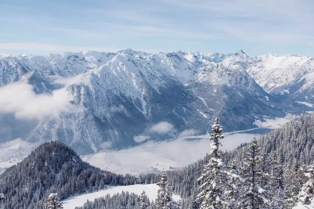 Winter-Rundwanderweg bei der Erfurter Hütte